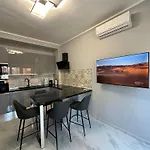 Mare & Roma Holidays Apartament Ladispoli